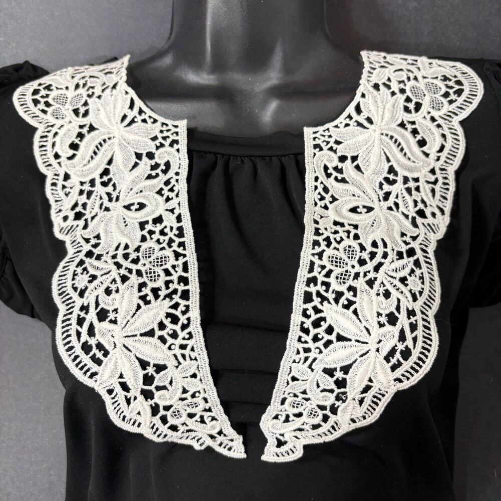 Victorian Style Open Lace Collar Clothing Dress Trim Pair Two Piece Vintage